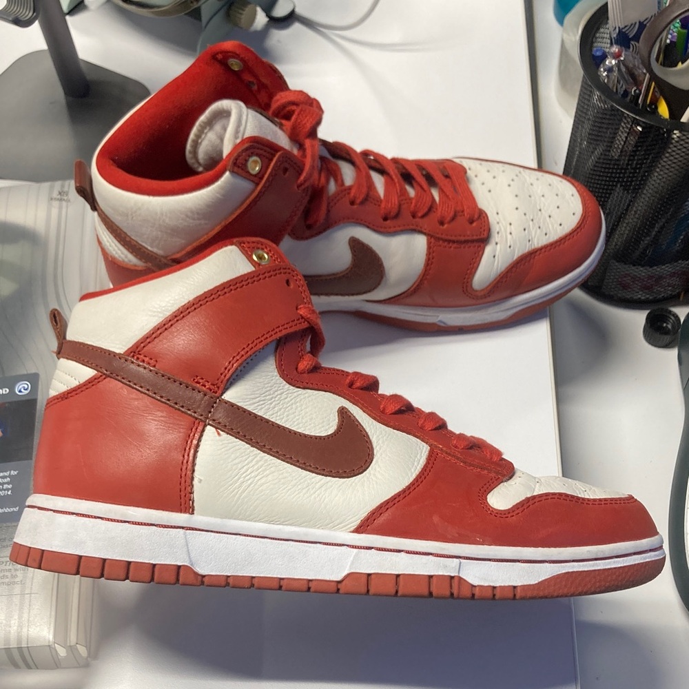 Like new Nike high top red sneakers womens 8.5